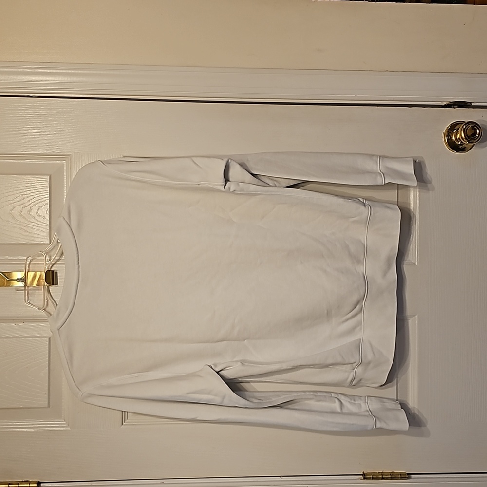 Sweatshirt - Picture 2 of 3